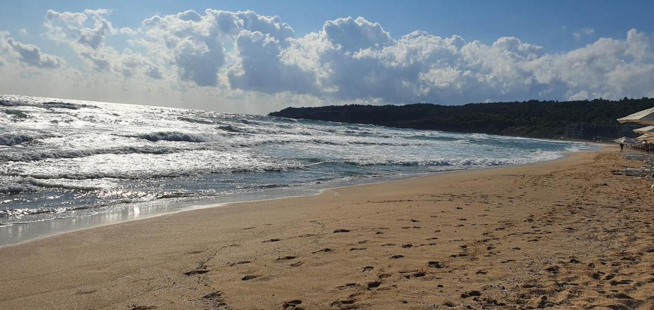 Smokini Beach Apartment Sozopol Buitenkant foto